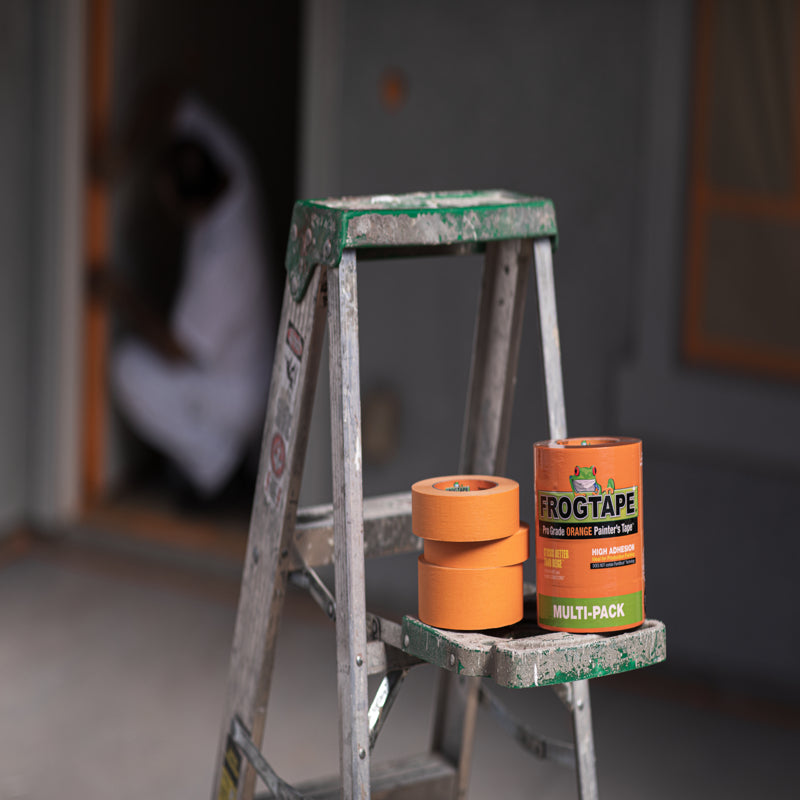 FrogTape Pro Grade 1.41 W X 60 yd L Orange High Strength Painter's Tape 4 pk