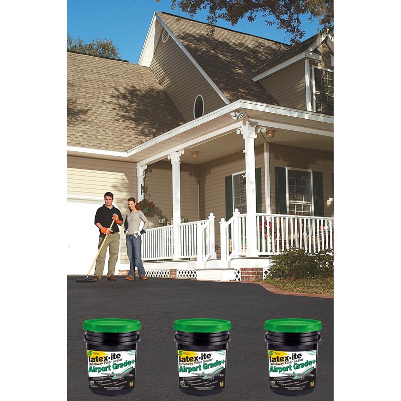 Latex-ite Airport Grade+ Flat Black Asphalt Driveway Sealer 4.75 gal