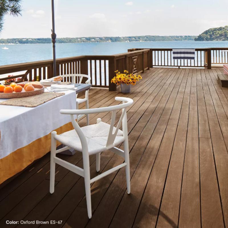 Benjamin Moore Woodluxe Transparent Bleached Gray Penetrating Oil Deck and Siding Stain 1 gal