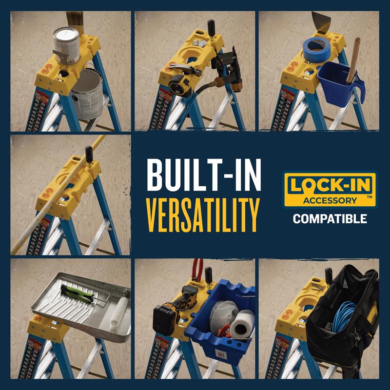 Werner 4 ft. H Fiberglass Step Ladder Type I 250 lb. capacity