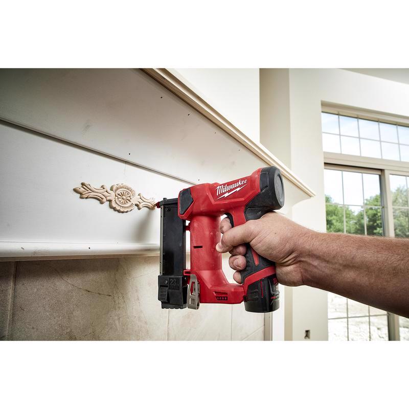 Milwaukee M12 23 Ga. Finishing Pin Nailer