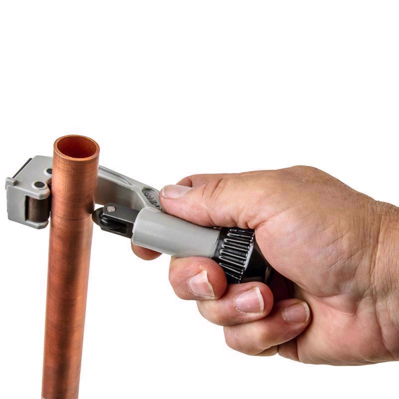 Superior Tool Pipe Cutter Black/Silver