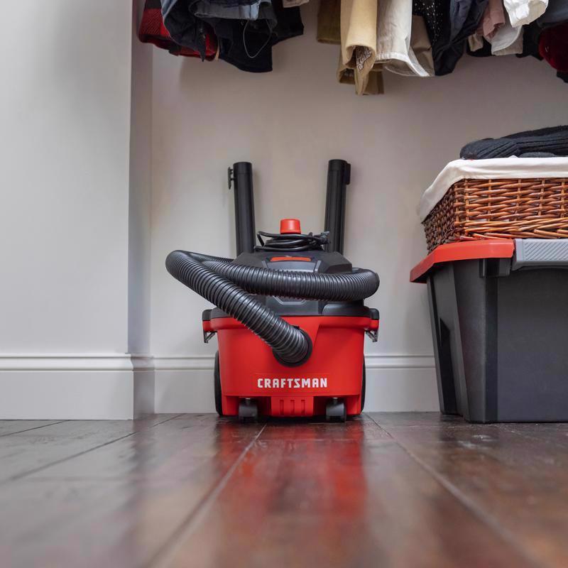 Craftsman 4 gal Corded Wet/Dry Vacuum 120 V 5 HP
