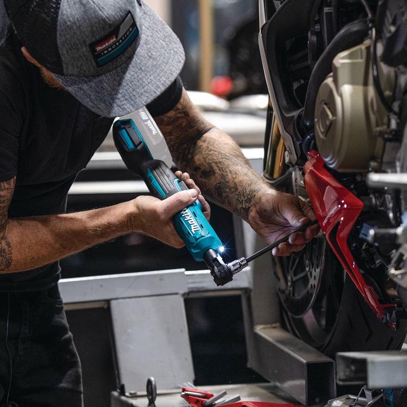 Makita LXT 1/4 and 3/8 in. drive Cordless Ratchet