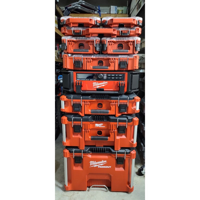 Milwaukee PACKOUT Garage Organizer Storage Organizer Impact-Resistant Poly 10 compartments Red