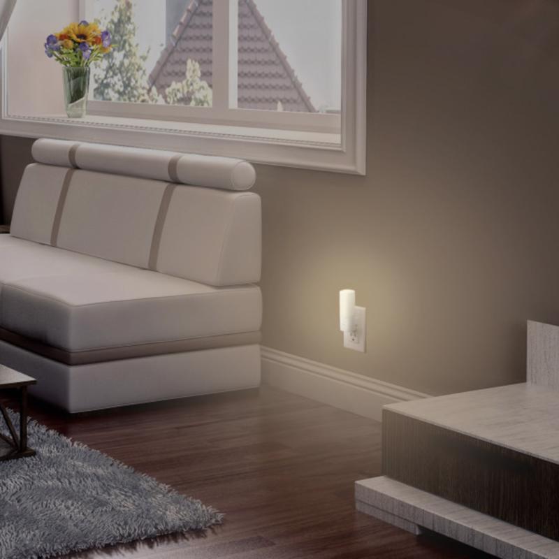 Globe Electric Automatic Plug-in LED Night Light