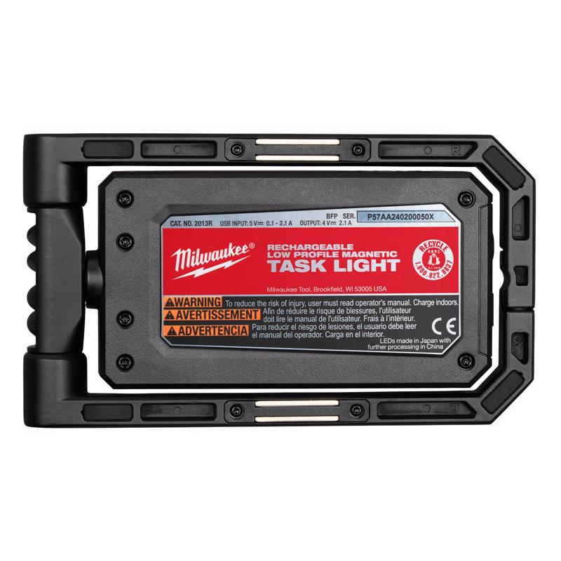 Milwaukee 500 lm Black/Red LED Charge Light