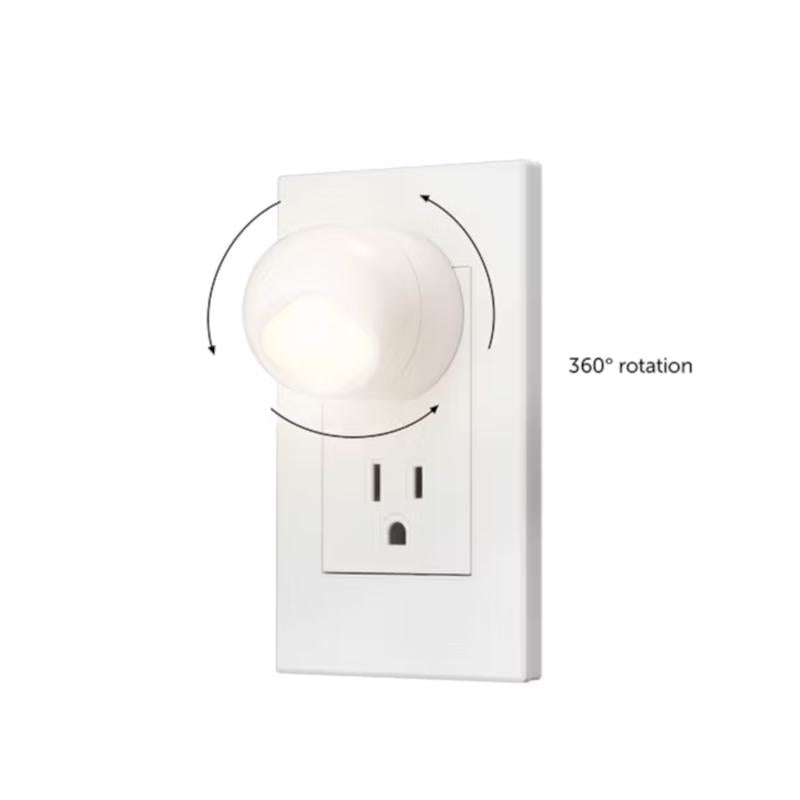 Globe Electric Automatic Plug-in LED Nightlight w/Sensor