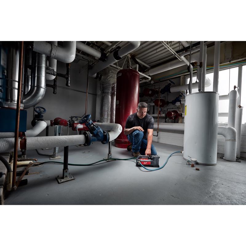 Milwaukee 1/4 HP 480 gph Aluminum Electronic Switch DC Transfer Pump