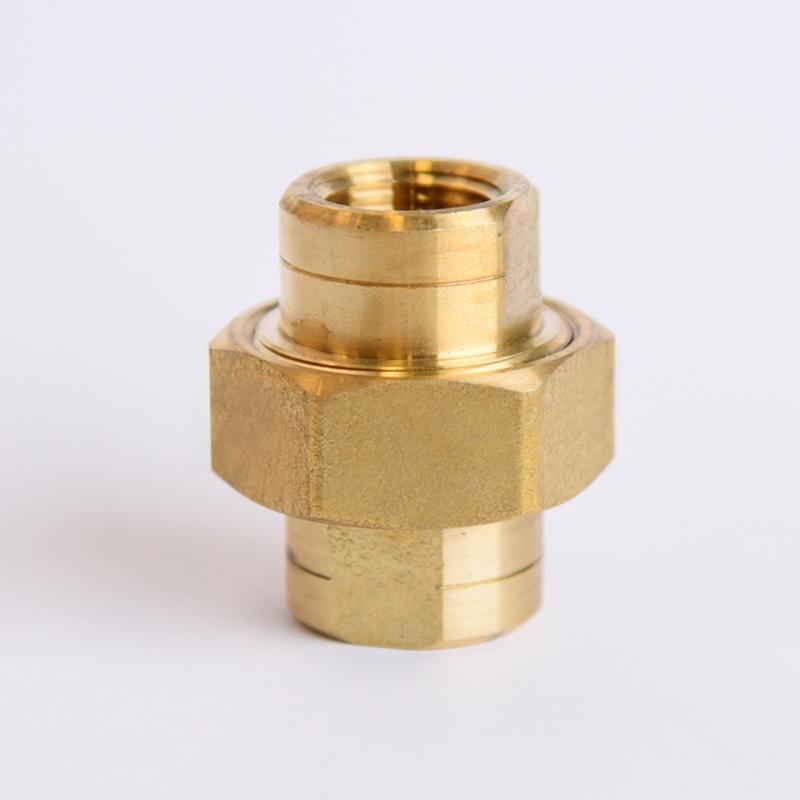 PIPE UNION 3/8" FPT