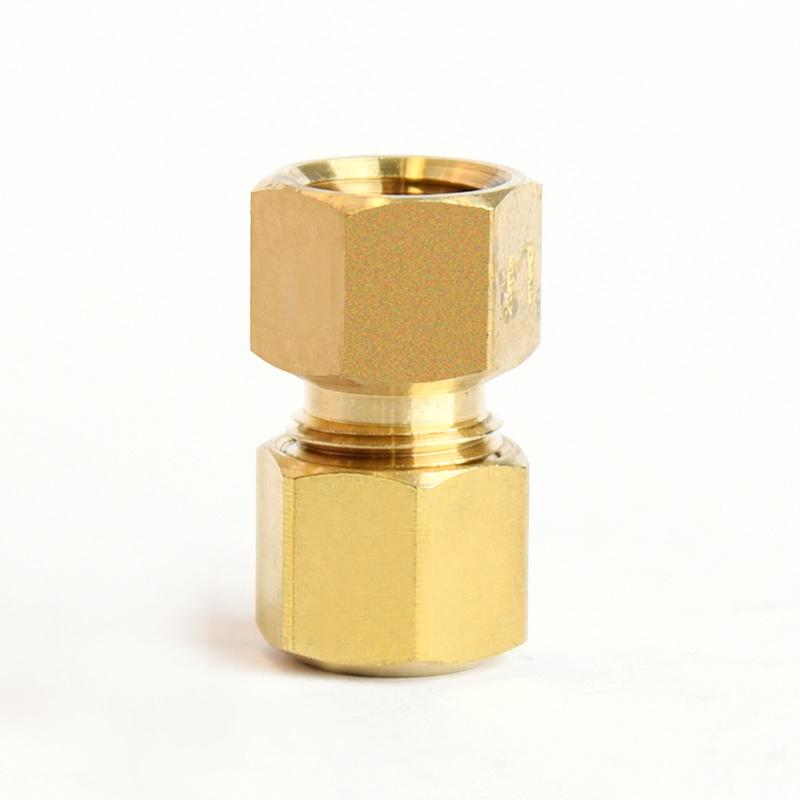 COMPRSN CUPLNG 1/4"X1/8"
