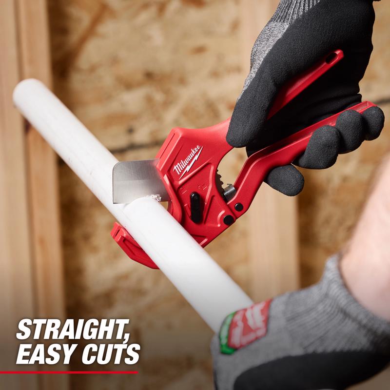 Milwaukee 1-5/8 in. Ratcheting Pipe Cutter Red 1 pc