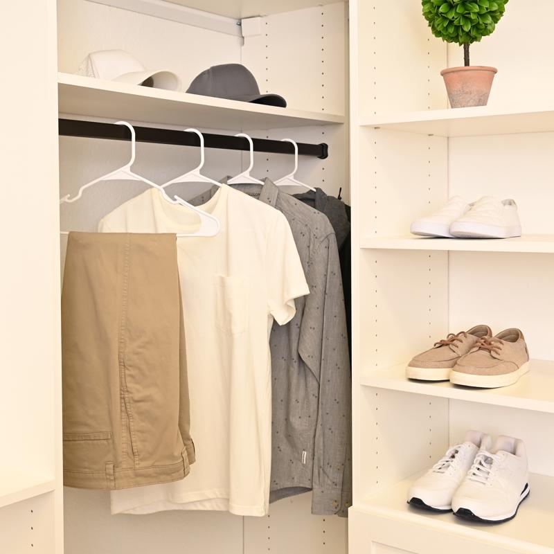 ClosetSelect Plastic White Hanger 10 pk