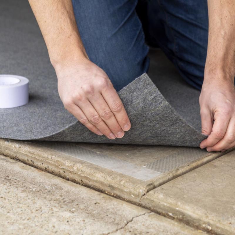 Duck 1.88 in. W X 75 ft. L Reversible Scrim Indoor and Outdoor Carpet Tape