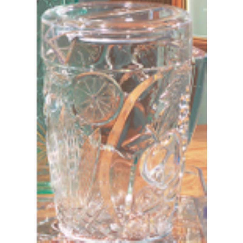 PITCHER PLASTIC 82OZ
