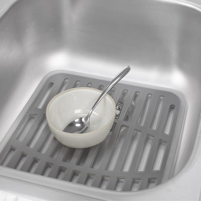 Spectrum Diversified Designs Cora 13 in. L X 11 in. W X 1 in. H Plastic Sink Mat