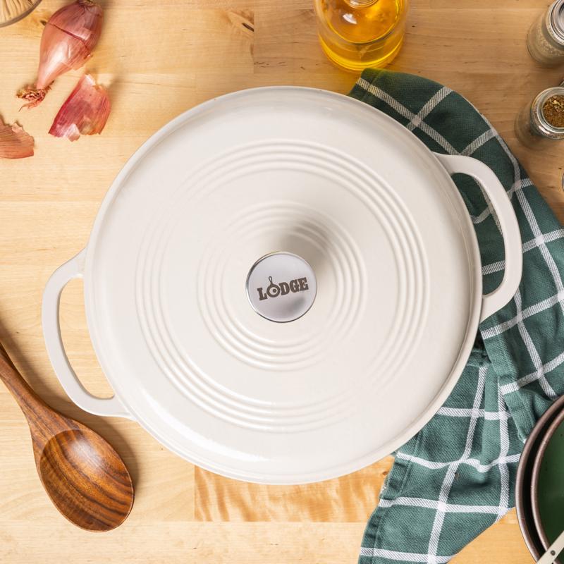Lodge Cast Iron Dutch Oven 7 in. 6 qt Oyster