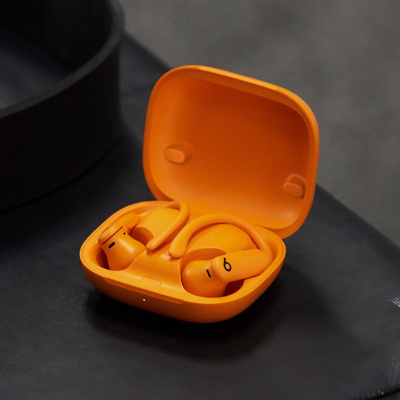 Beats Wireless Bluetooth Over Ear Earbuds