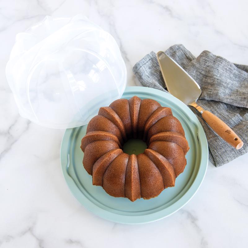 Nordic Ware 10.6 in. Blue Cake Keeper 1 pk