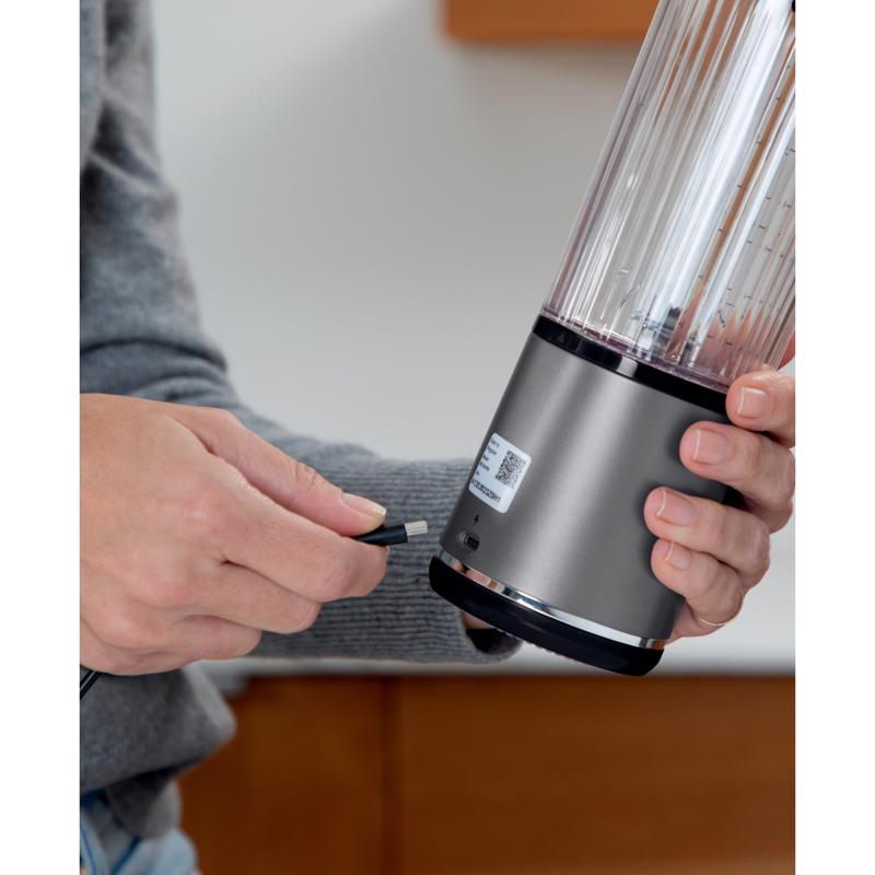 Ninja Black Plastic Blender 18 oz 1 speed