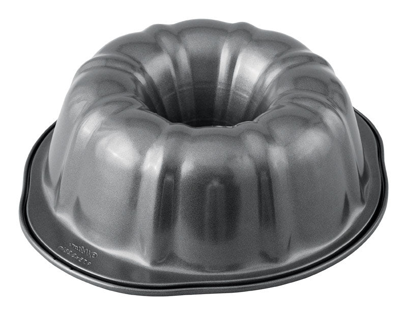 FLUTED TUBE PAN 9.25"