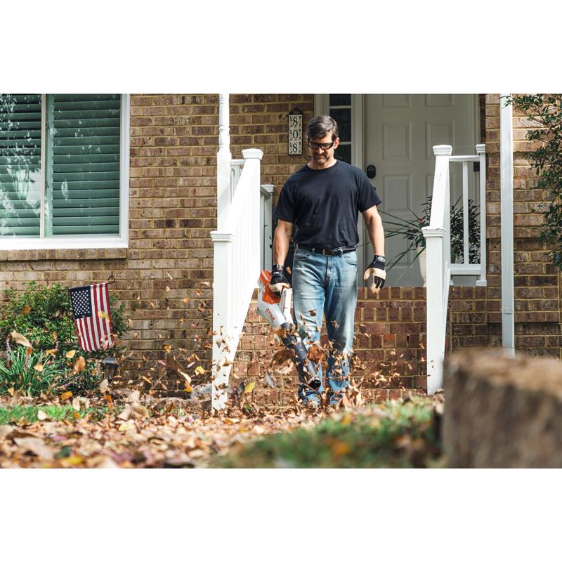 STIHL BGA 60 w/ AK 30 154 mph 459 CFM 36 Battery Handheld Blower Kit (Battery & Charger)