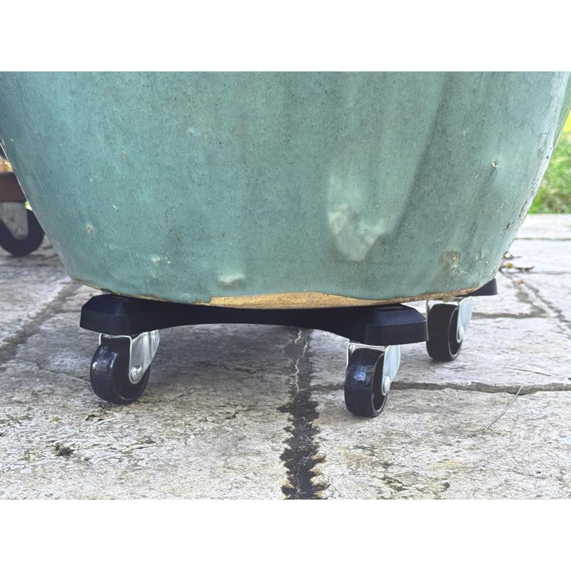 Bosmere Down Under 2.5 in. H Black Plastic Plant Stand