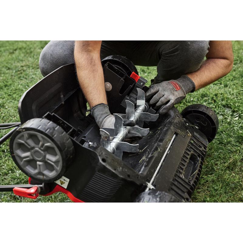 CRAFTSMAN V20 Push 14 in. W Dethatcher