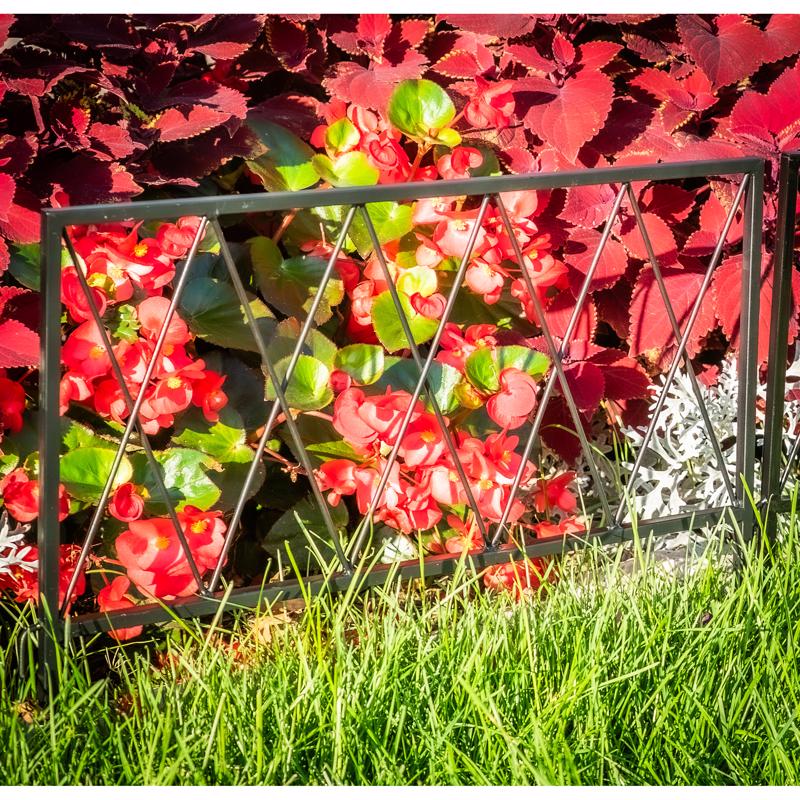 Glamos Wire 22 ft. L X 18 in. H Metal Black Garden Fence