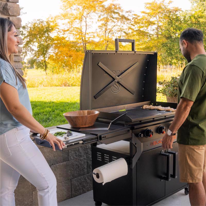 Blackstone 4 Burner Liquid Propane Outdoor Griddle with Hood Black