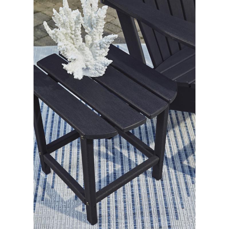 Signature Design by Ashley Sundown Treasure Black Square HDPE End Table