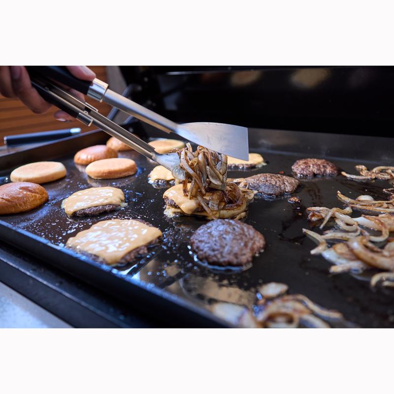 Weber Slate 36" w/Cabinet 4 Burner Liquid Propane Outdoor Griddle Black