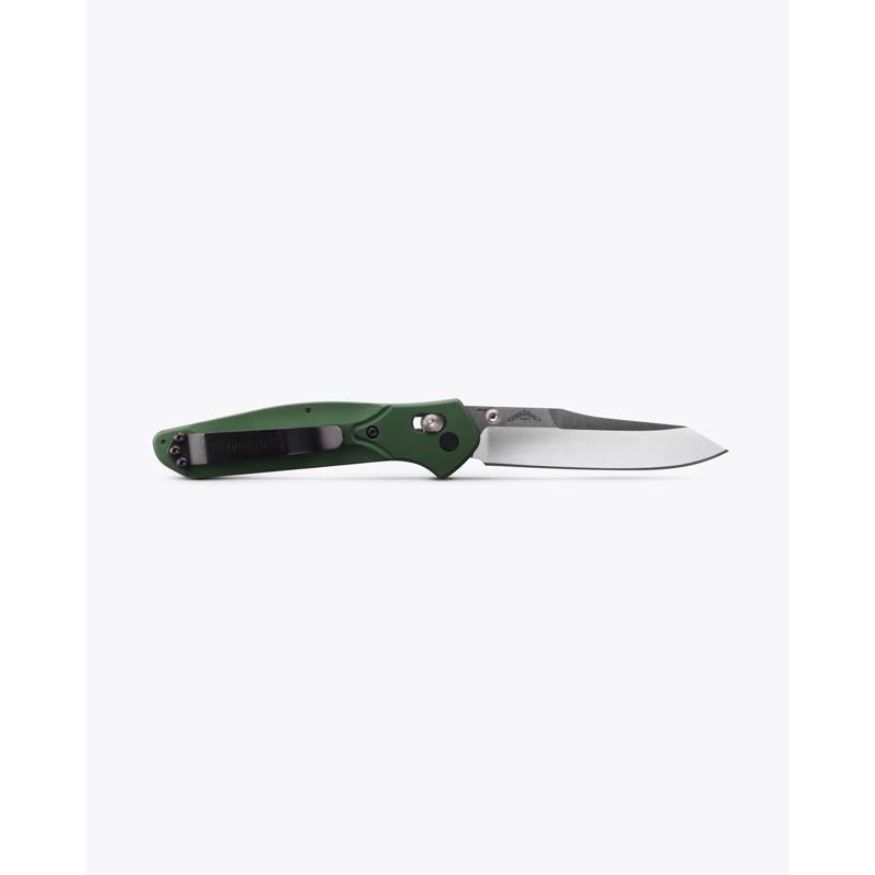 Benchmade Green S30V Steel > 6 in. Folding Knife