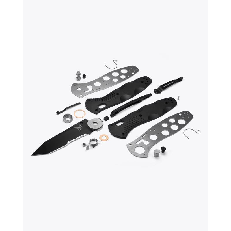 Benchmade 154CM Stainless Steel > 6 in. Folding Knife