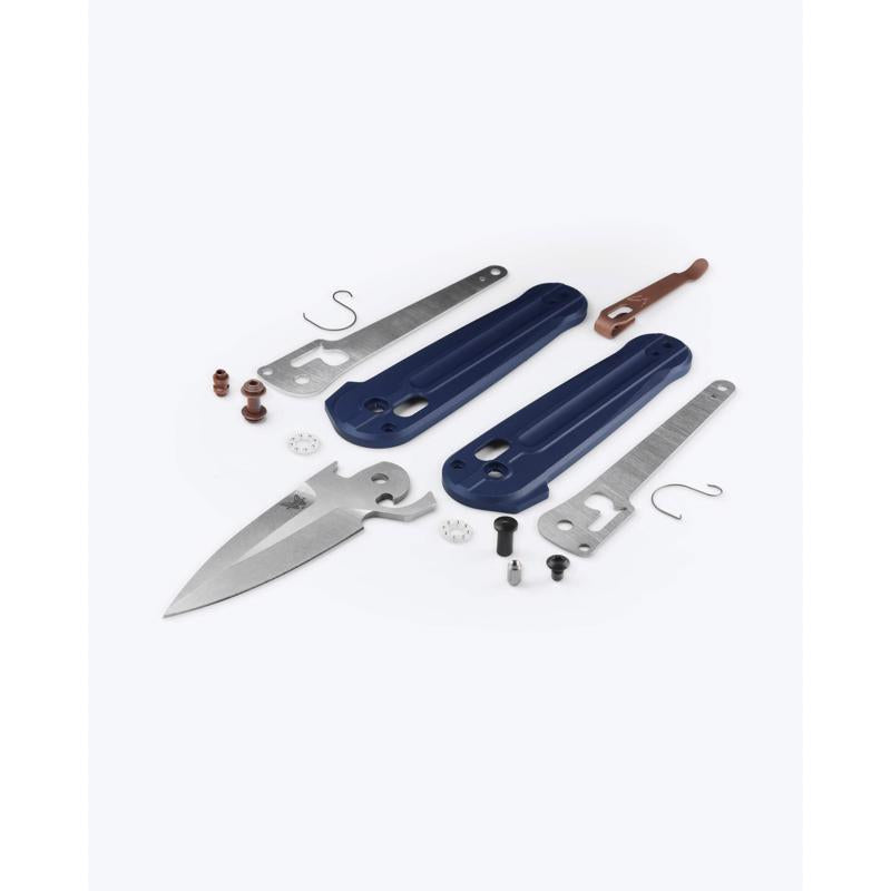 Benchmade Crater Blue M390 Stainless Steel > 6 in. Folding Knife