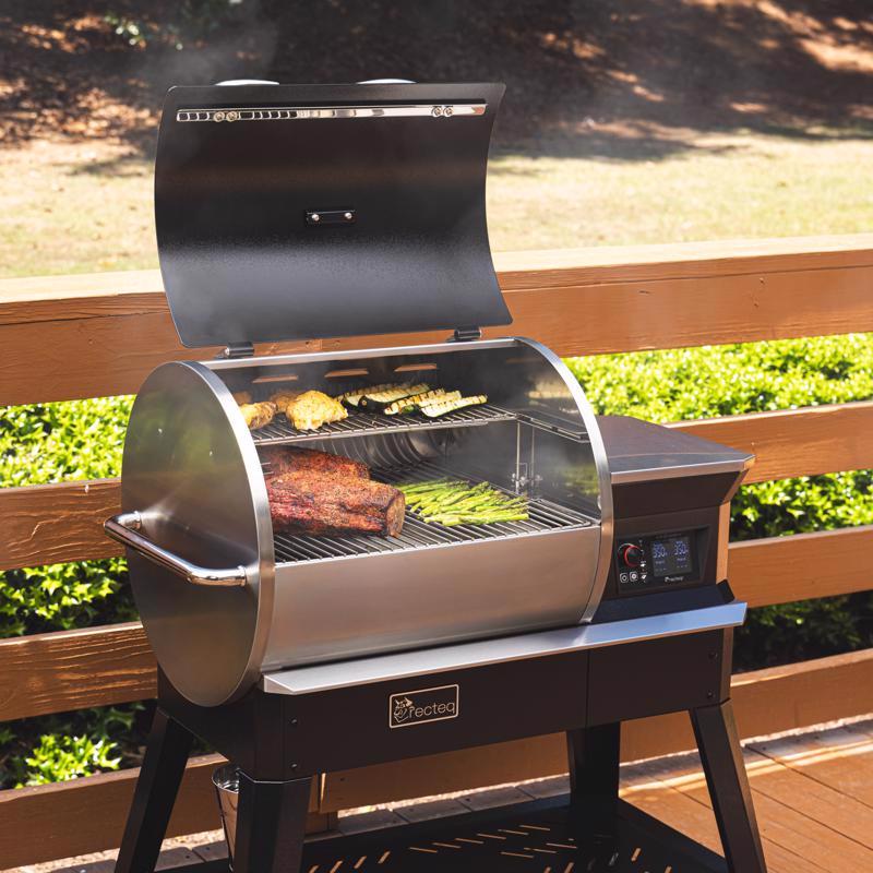 Recteq Patio Legend 600 Wood Pellet WiFi Grill and Smoker Black/Silver