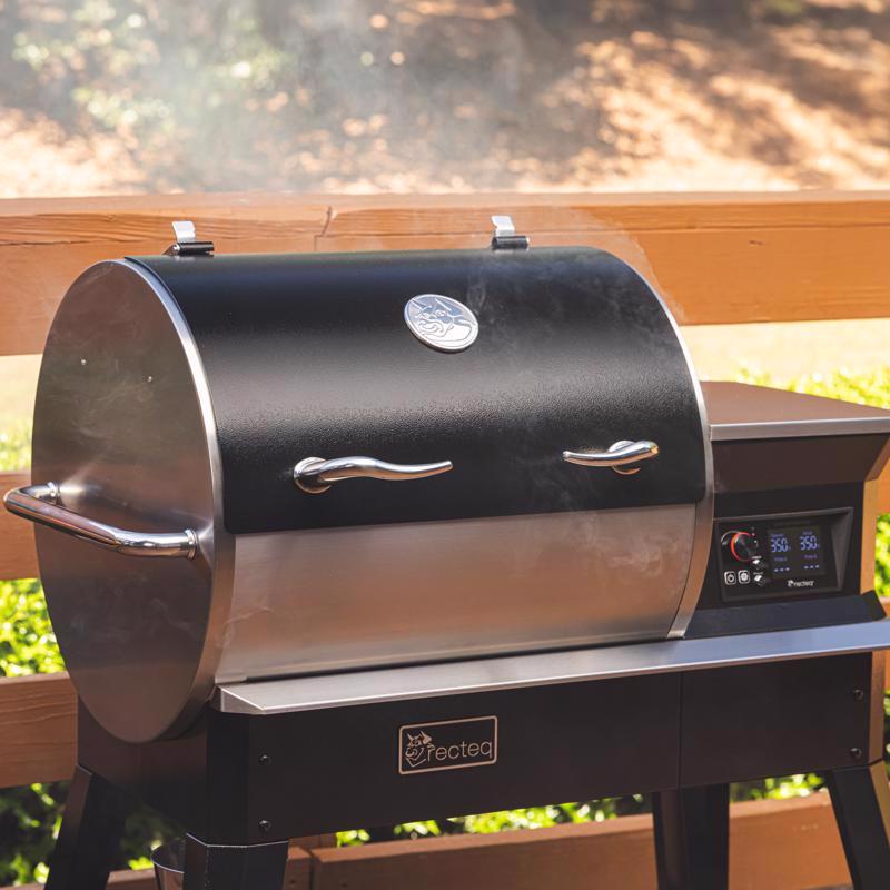 Recteq Patio Legend 600 Wood Pellet WiFi Grill and Smoker Black/Silver