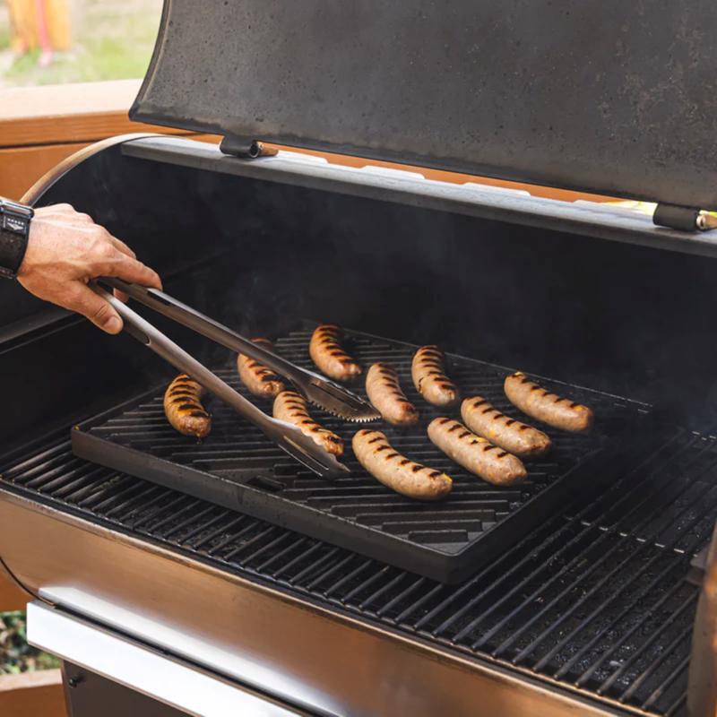 recteq Cast Iron Grill Top Griddle 19 in. L X 15 in. W