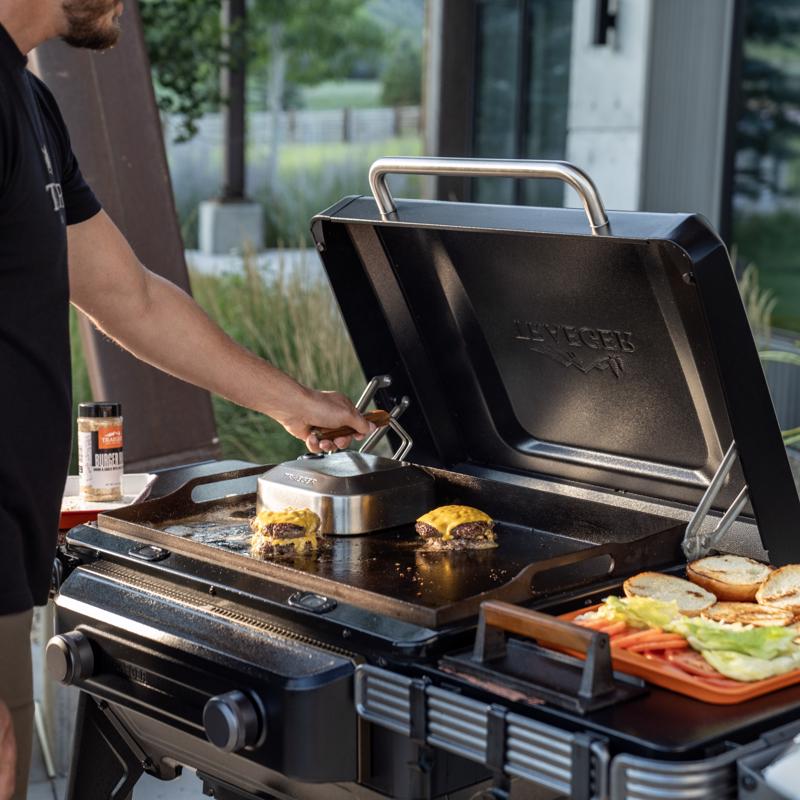 Traeger Flatrock 2 Burner Griddle + Griddle Tool Set, Cover, Liner and Griddle Conditioner
