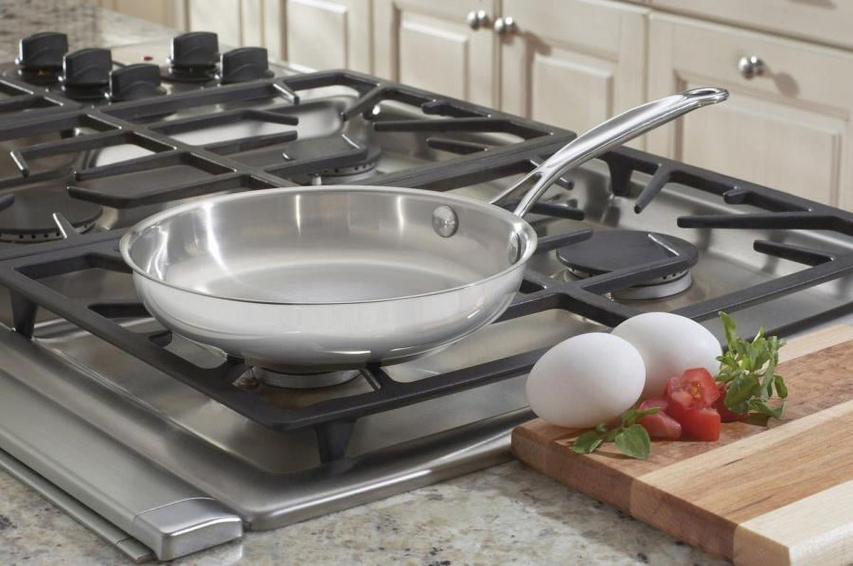 Cuisinart Chef's Classic Stainless Steel Skillet 8 in. Silver
