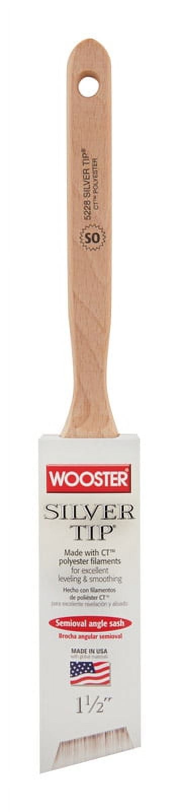 Wooster Silver Tip 1-1/2 in. Soft Semi-Oval Angle Paint Brush