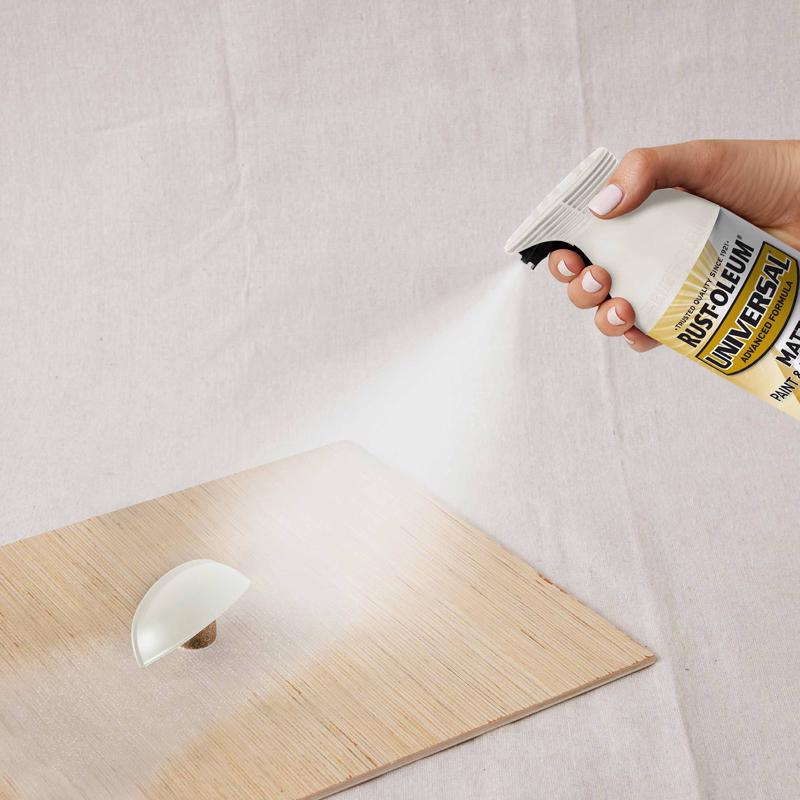 Rust-Oleum Universal Matte White Spray Paint 12 oz