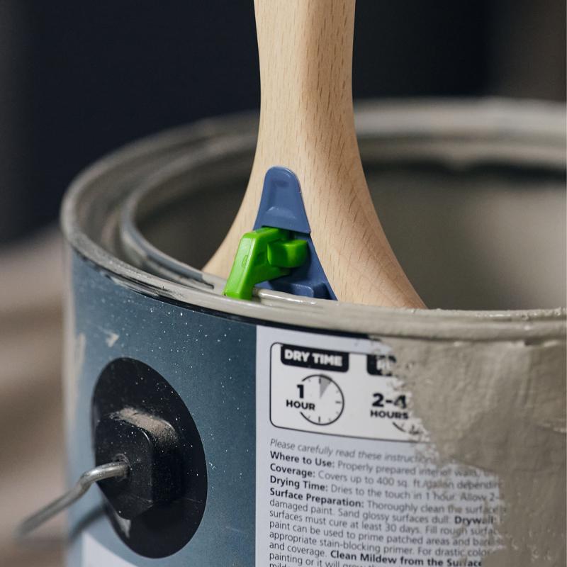 Wooster Brush Hook and Hold 2-1/12 in. Soft Angle Trim Paint Brush