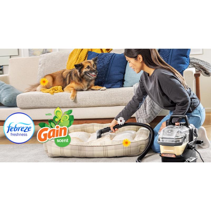 Bissell Febreze Floral. Original Gain Scent Carpet Cleaner 32 fl. oz. Liquid