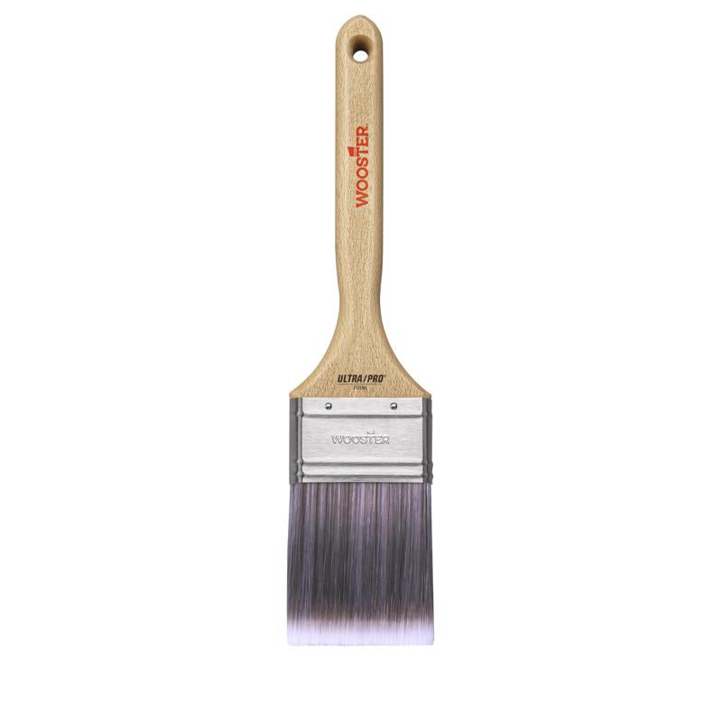 Wooster Ultra/Pro 2-1/2 in. Flat Paint Brush