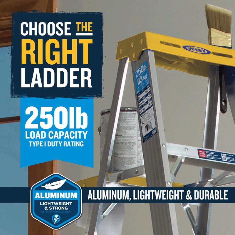 Werner 4 ft. H Aluminum Step Ladder Type I 250 lb. capacity