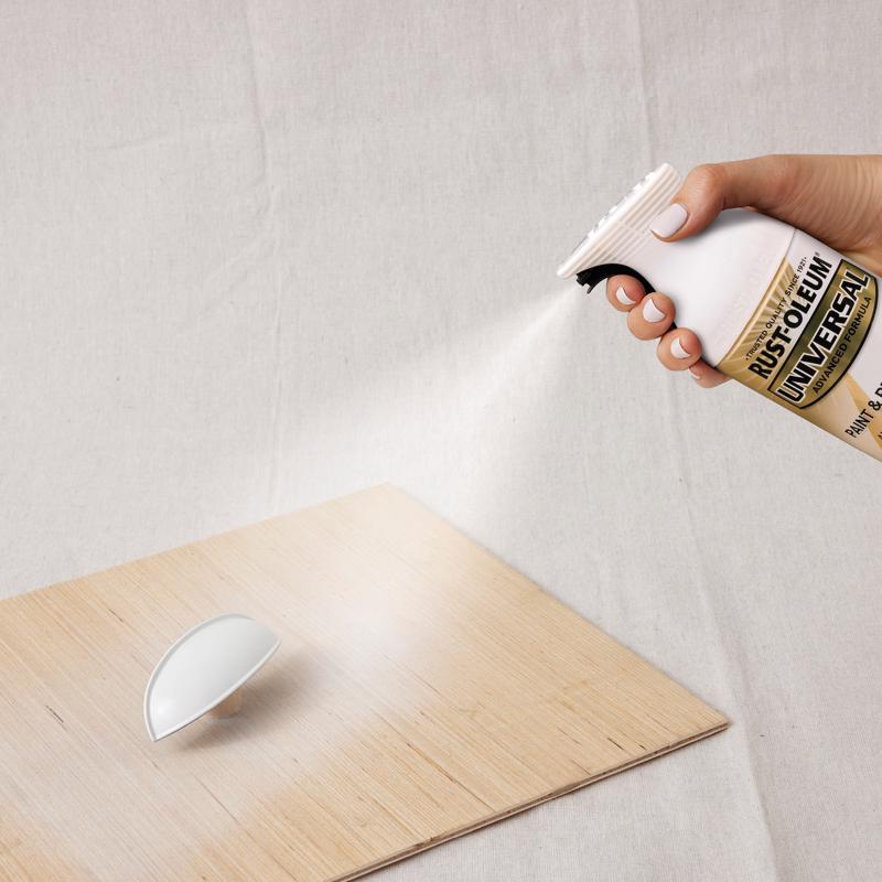 Rust-Oleum Universal Gloss White Spray Paint 12 oz