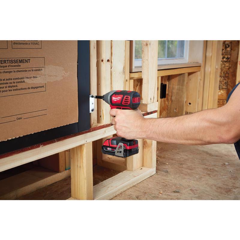 Milwaukee M18 1/4 in. Cordless Brushed Impact Driver Kit (Battery & Charger)
