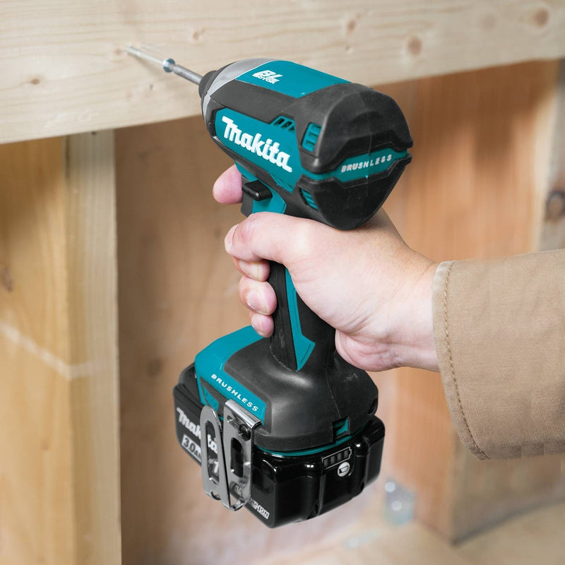 Makita 18V LXT 1/4 in. Cordless Brushless Impact Driver Kit (Battery & Charger)