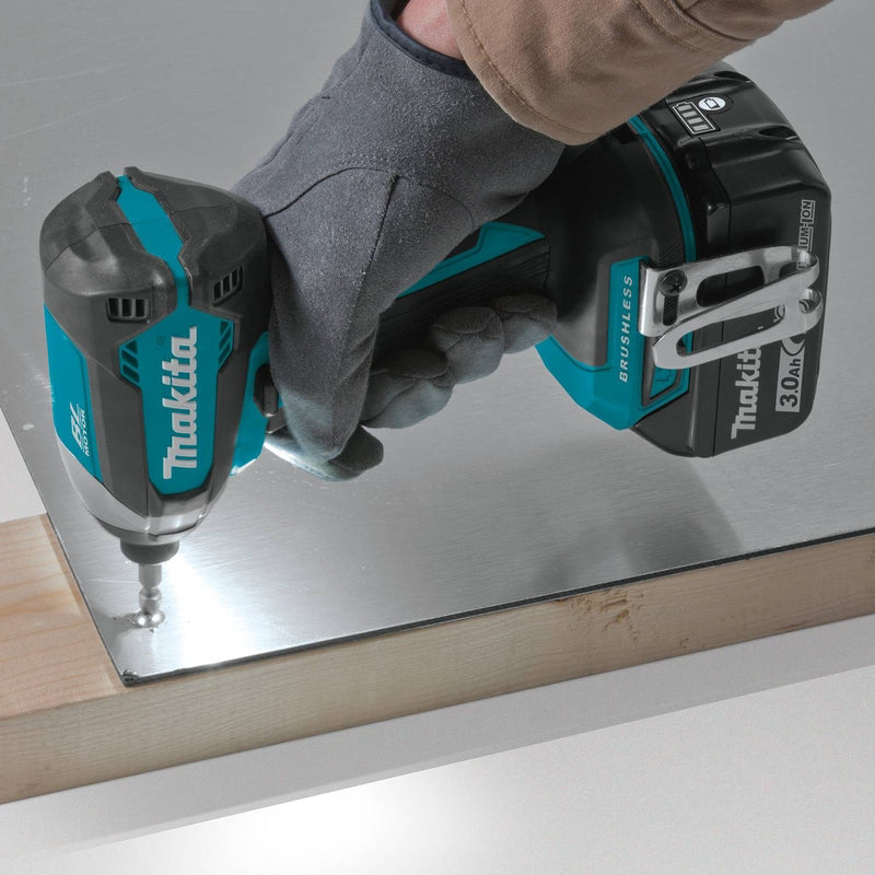 Makita 18V LXT 1/4 in. Cordless Brushless Impact Driver Kit (Battery & Charger)